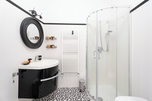 Design Apartment, 2 Bedrooms, Sea View | Bathroom - Domus Rubina (Sorrento)