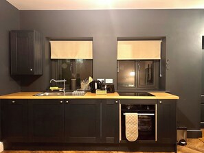 Oppvaskmaskin og kjøkkenutstyr