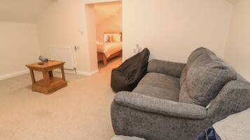 Cottage | Living area