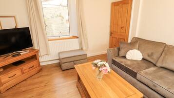 Cottage | Living area