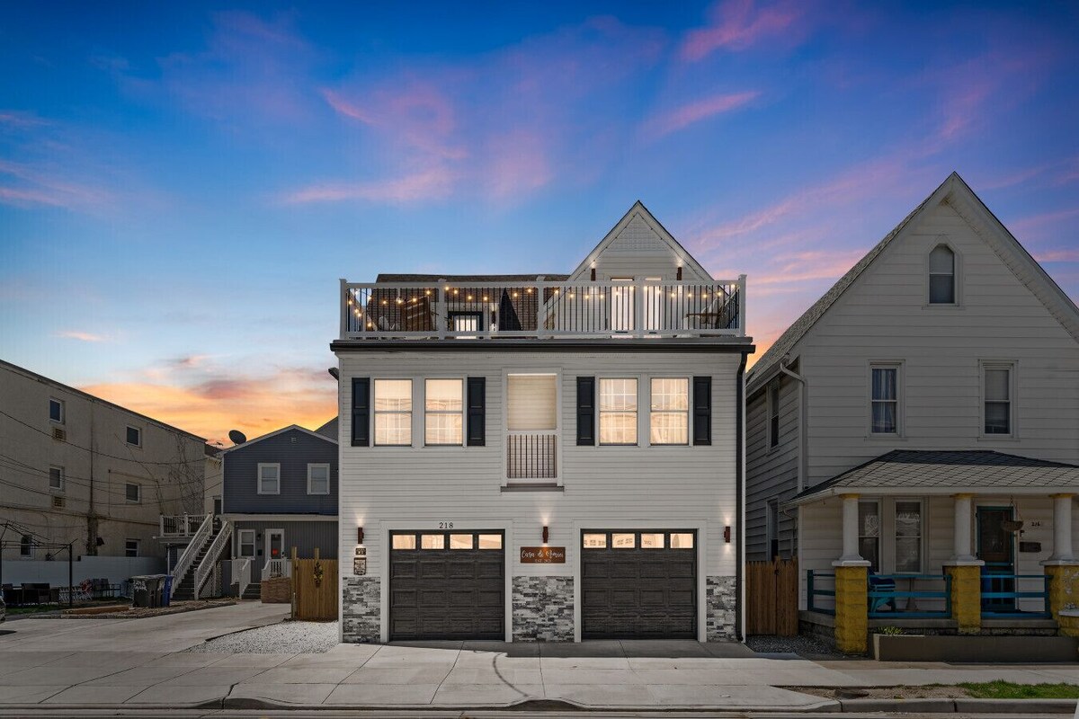 Luxury Private Beach Resort Steps to the Ocean!