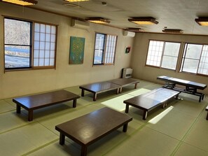 レストラン