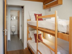 3 bedrooms, free WiFi