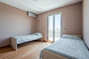 Ferros/tábuas de passar roupa, roupa de cama