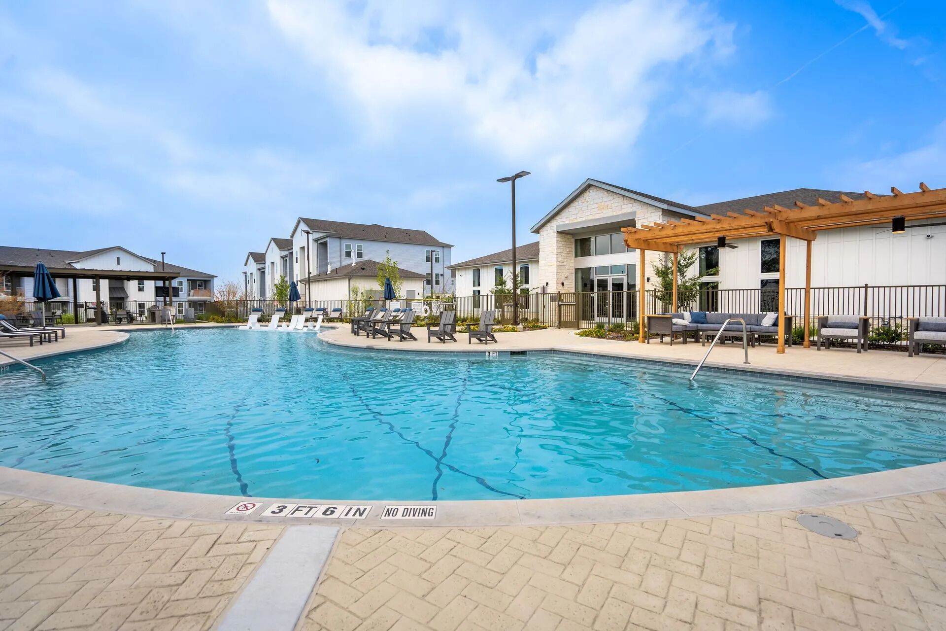 Seasonal outdoor pool, pool loungers
