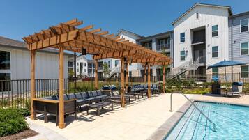 Seasonal outdoor pool, sun loungers