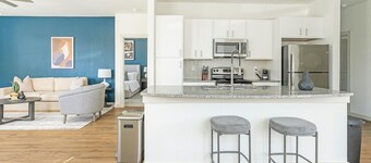 Landing Apartments Waller