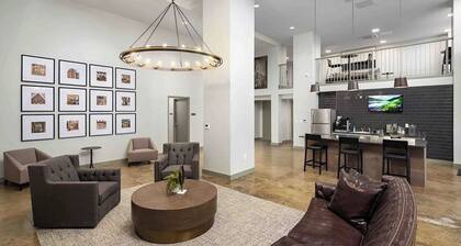 Birmingham Business District Apartments by Landing