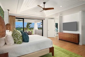 5 bedrooms, desk, iron/ironing board, WiFi