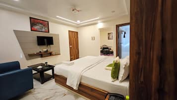 Luxury Suite, City View | Free WiFi