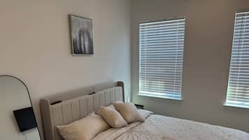 2 bedrooms, WiFi, bed sheets