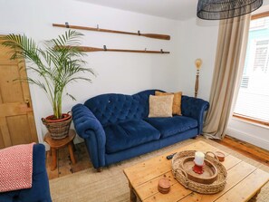 Living area - 18 Main Street (Fishguard)