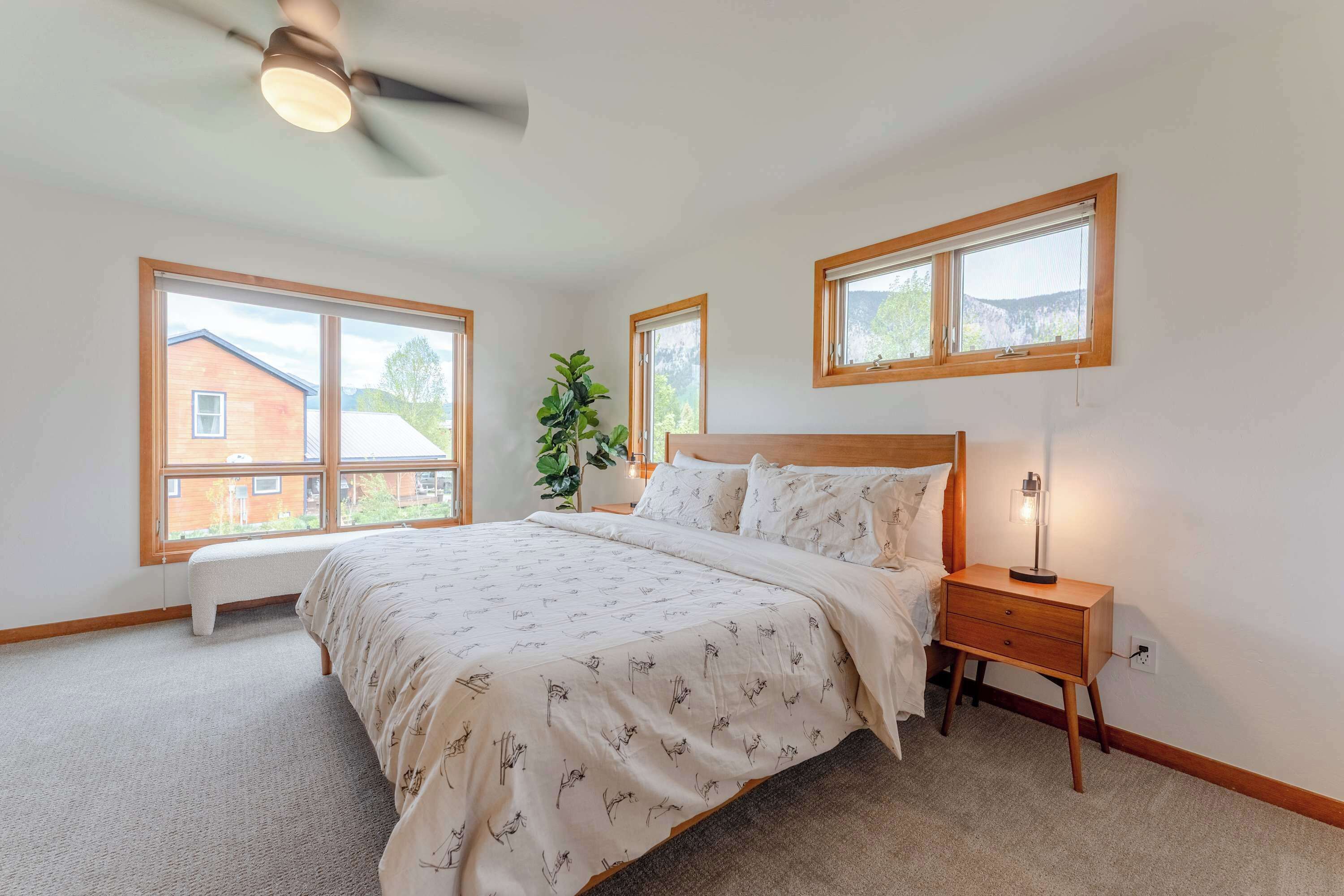4 bedrooms, iron/ironing board, travel crib, WiFi