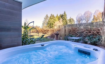 Jacuzzi
