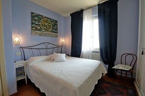 3 chambres, fer et planche à repasser, Wi-Fi gratuit