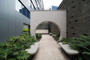 Property grounds - Executive Loft in Chicó Norte – Modern & Central (Bogotá)