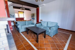 Hus – basic | Oppholdsområde