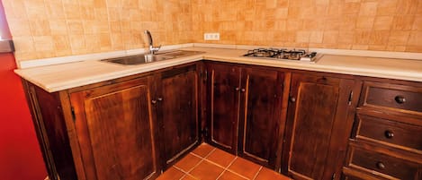 Casa básica | Cocina privada | Refrigerador y microondas