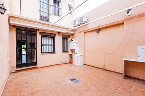 Perustalo | Terassi/patio