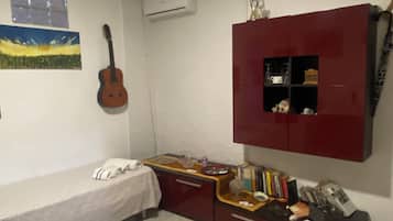 2 camere, ferro/asse da stiro, Wi-Fi gratuito, lenzuola