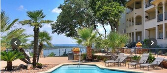 Cozy 2-bedroom condo sitting on Lake Travis in peaceful Lago Vista.