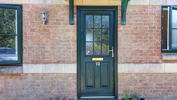 Cottage | Exterior detail