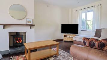 Cottage | Living area