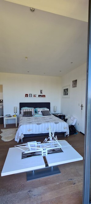 4 bedrooms, iron/ironing board, bed sheets - La Ty Bohème" Sea View House (Ploubazlanec)