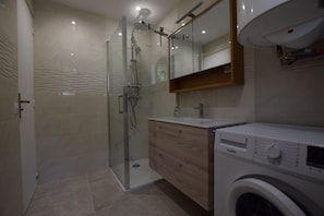 Bathroom - SETTE B Rentals T3 Low Villa (Cavalaire-sur-Mer)