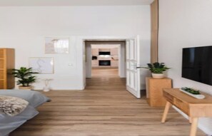 3 bedrooms, desk, iron/ironing board, travel cot