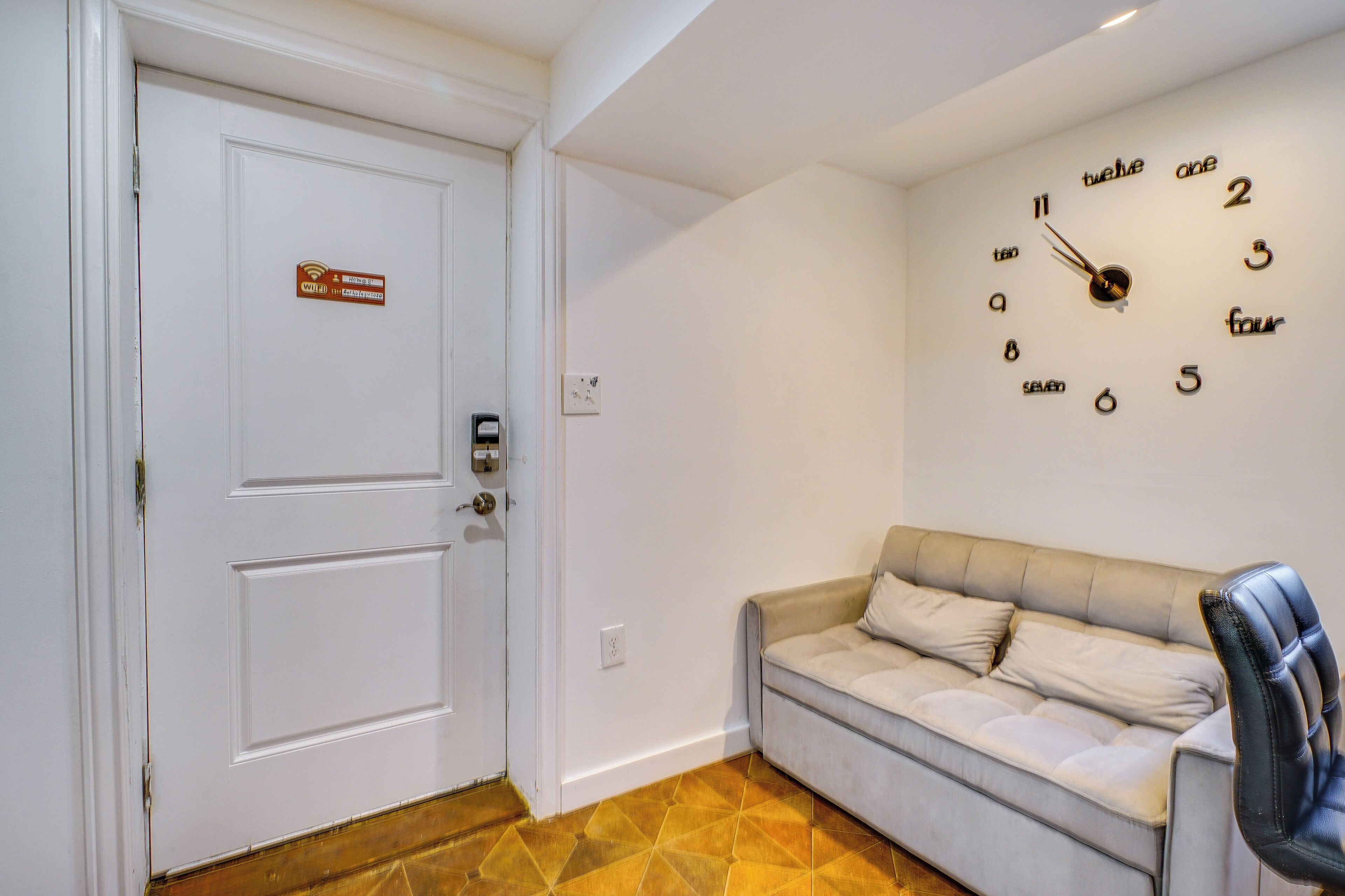 Apartment (1 Bedroom) | Interior