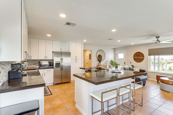 House (3 Bedrooms) | Interior