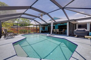 House (3 Bedrooms) | Front of property - Private Pool & Yard: Family Home in Port St Lucie (Port Saint Lucie)