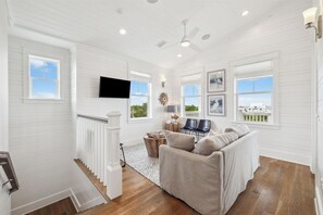 Smart-TV, peis og fotballspill