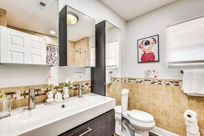 House (5 Bedrooms) | Interior - Breezy Lutz Home w/ Patio: Perfect for Long Stays (Lutz)