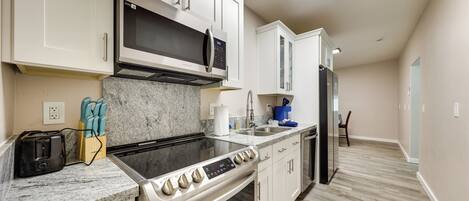 House (2 Bedrooms) | Interior