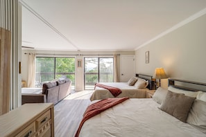 House (0 Bedroom) | Interior