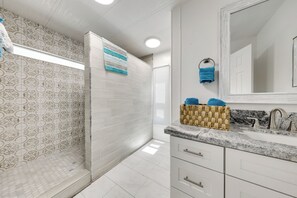 House (2 Bedrooms) | Interior - Colorado River Views: Waterfront Bullhead Home (Bullhead City)