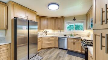 Casa (2 Bedrooms) | Interior