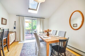 Apartment (2 Bedrooms) | Interior - Family Getaway w/ Deck: 3 Mi to Lake Champlain (Colchester)