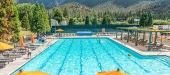Mountain-view Haven w/ Deck in Pine Mountain Club