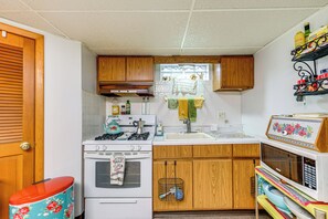 Apartment (1 Bedroom) | Interior