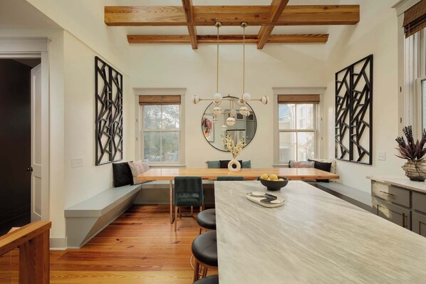 Unclassified image, 1 of 63, button