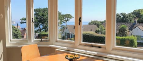 คอทเทจ | ด้านหน้าที่พัก