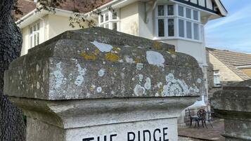 Perincian bahagian luar