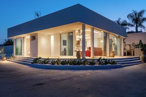 Fachada da propriedade