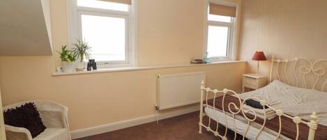 5 chambres, décoration personnalisée, ameublement personnalisé