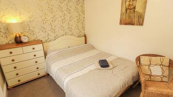 5 bedrooms, individually decorated, individually furnished, free WiFi