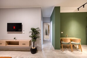 Interior - Green Light 2BR W/Balcony, Lotus, By Travelholic (Lotus)