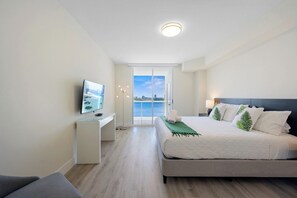 2 bedrooms, iron/ironing board, travel cot, free WiFi